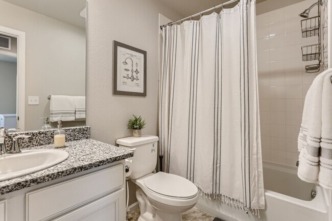 Building Photo - Modern Comfort Minutes from DIA — 3BR Town...