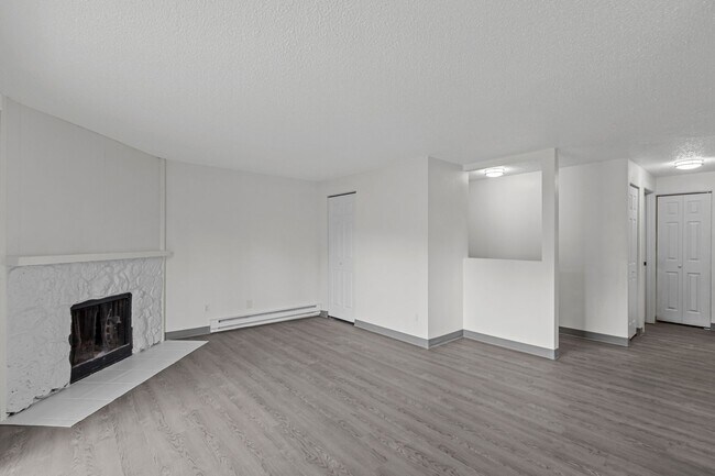 Building Photo - Free rent through June! Amazing one bedroo...