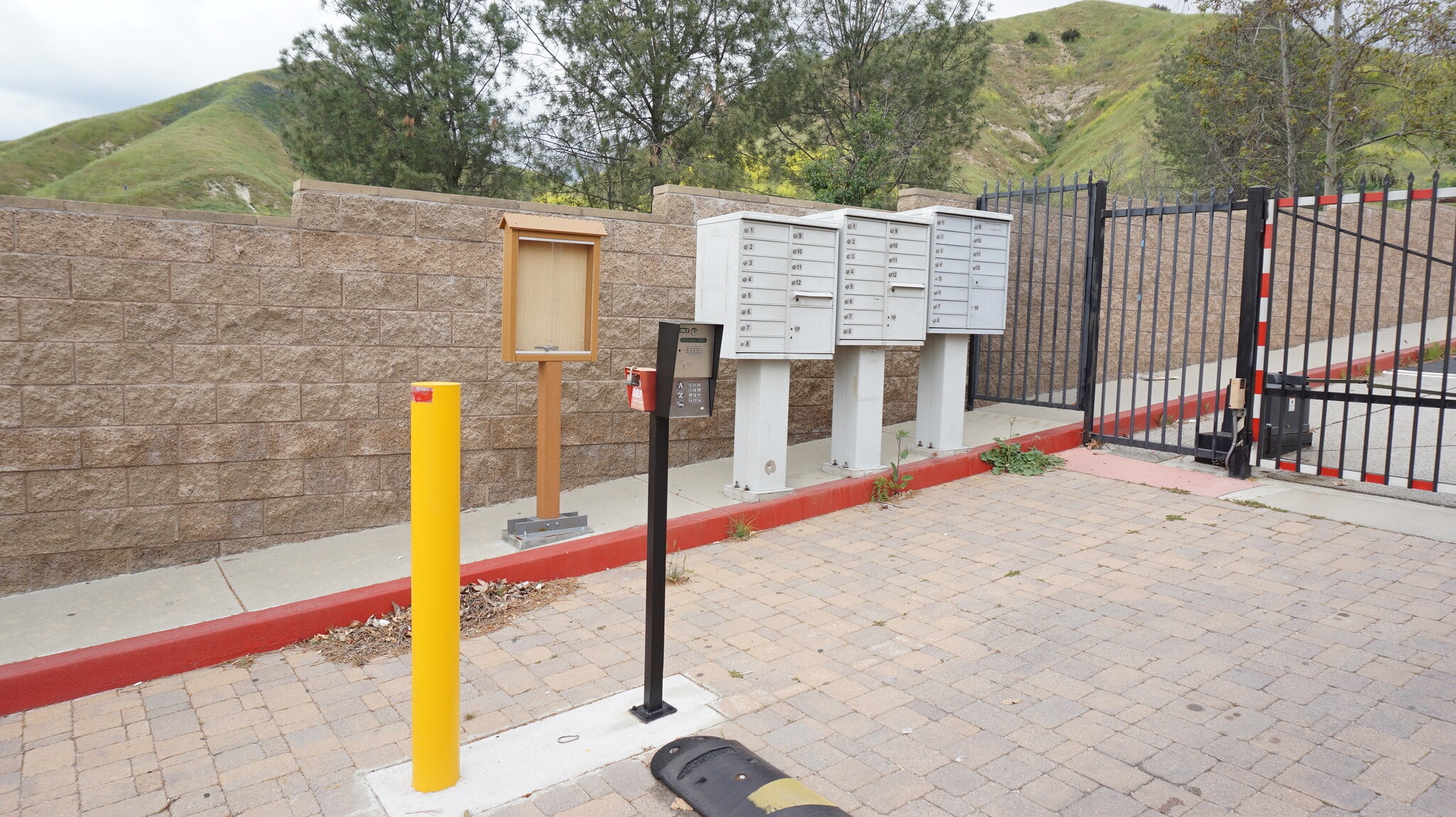 Building Photo - 11855 Birch Grove Ln