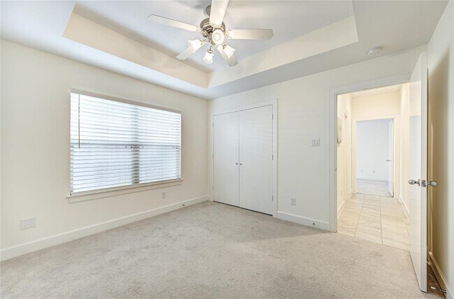 Building Photo - 11508 Main Cedar Dr