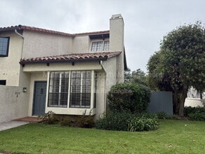 Building Photo - 1932 N Jameson Ln