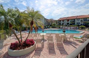 Building Photo - 1515 Pinellas Bayway S