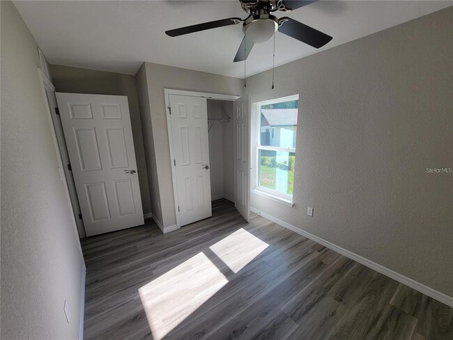 Building Photo - 11460 SE 61st Ave