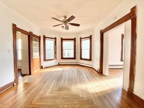 Building Photo - 53 Murray Hill Ave