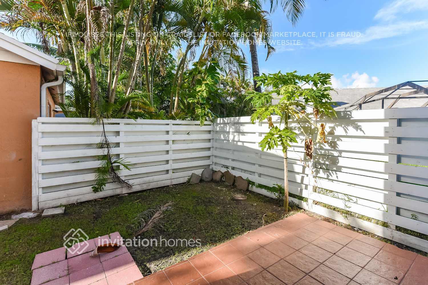 Building Photo - 14450 SW 139th Ave