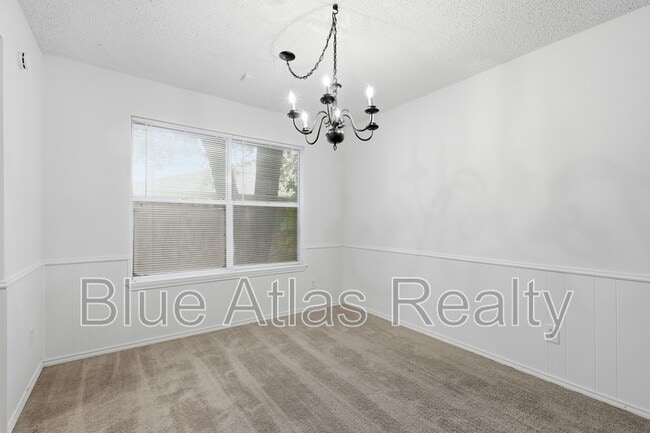 Building Photo - 4101 Gentle Springs Dr