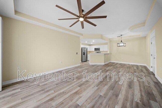 Building Photo - 3940 Pomodoro Cir