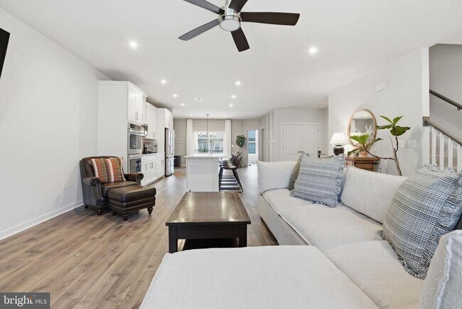 Building Photo - 44617 Wolfhound Sq
