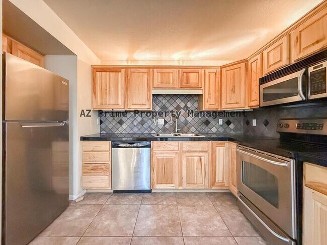 Building Photo - 7402 E Carefree Dr