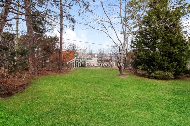 Building Photo - Coming Soon!