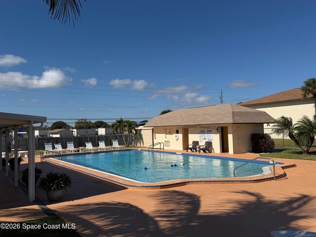 Building Photo - 1047 Small Ct