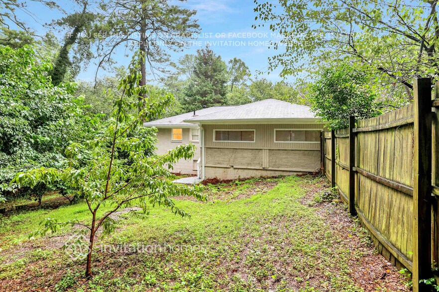 Building Photo - 2957 Belvedere Ln