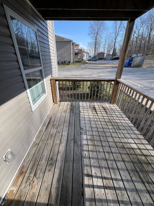 Building Photo - Upper Stone Apartments