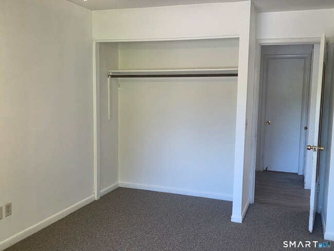 Building Photo - 36 Sigwin Dr