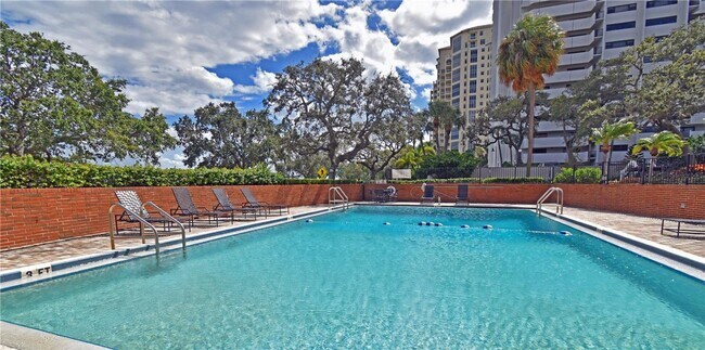 Building Photo - 4015 Bayshore Blvd