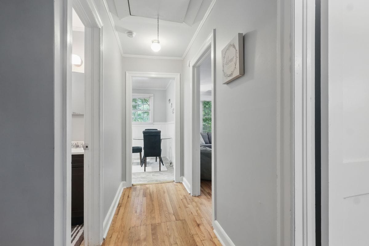 Building Photo - 239 W Lemly St