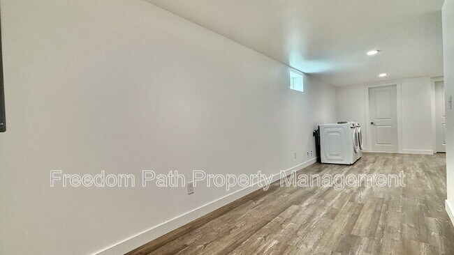 Building Photo - 3102 N 19th St