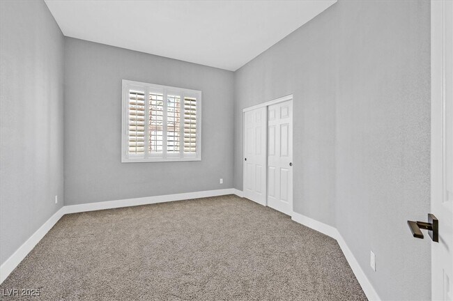 Building Photo - 8864 La Manga Ave