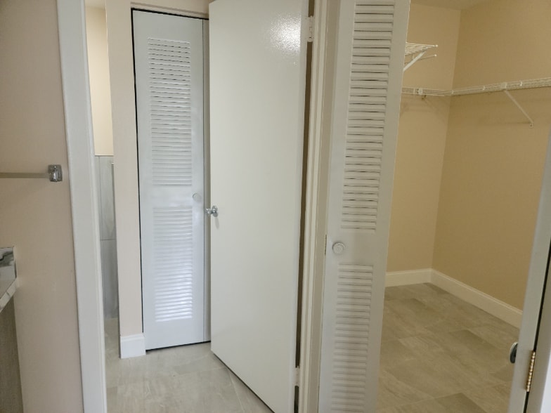 Building Photo - 8640 SW 212th St