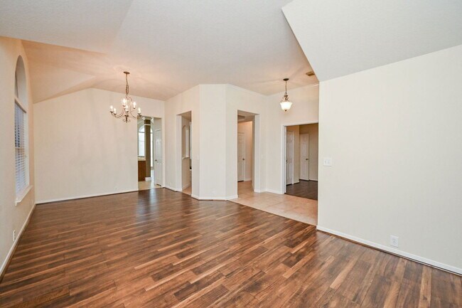 Building Photo - 2726 Redwick Dr