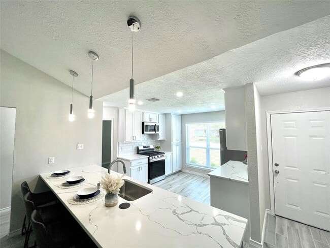 Building Photo - 18635 Andalusian Dr
