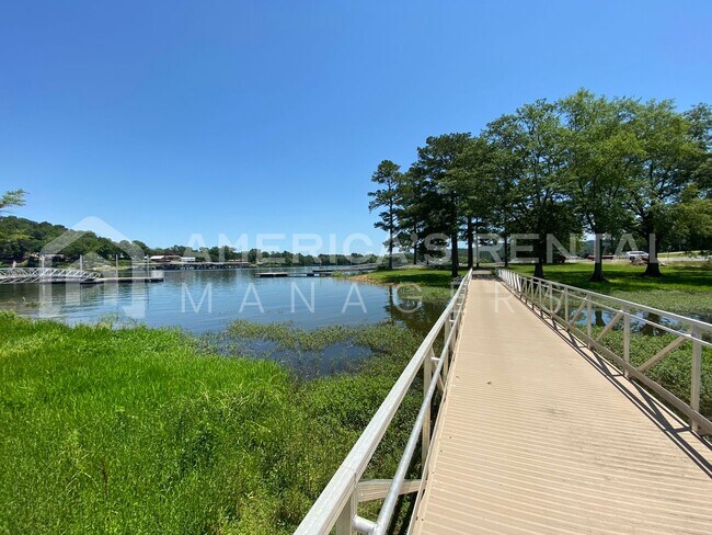 Building Photo - Home for Rent in Logan, AL!!! Minutes from...