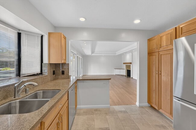 Building Photo - 79 Del Mesa Carmel