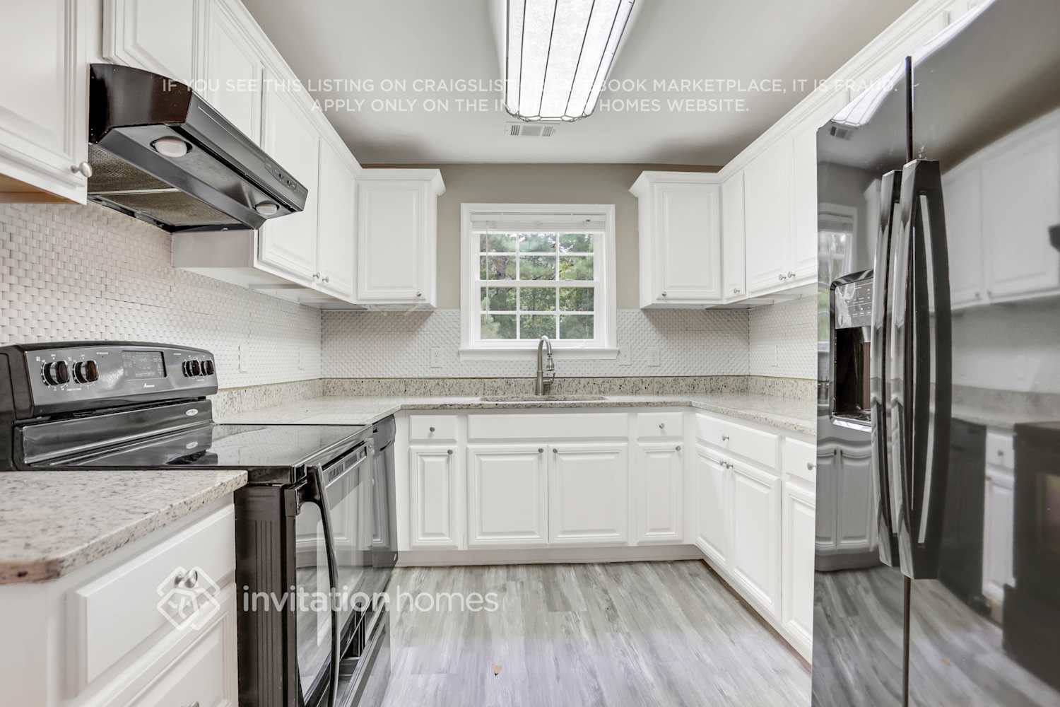 Building Photo - 6390 Ashdale Dr