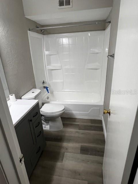 Building Photo - 4200 Thornbriar Ln