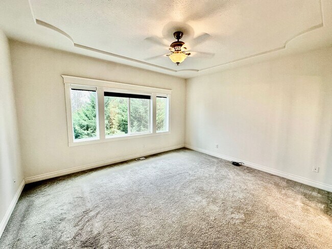 Building Photo - 4409 W Country Hls Ln