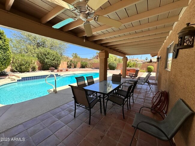 Building Photo - 16040 N Boulder Dr