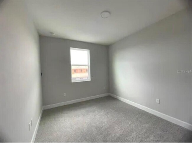 Building Photo - 15475 Bay Brg St