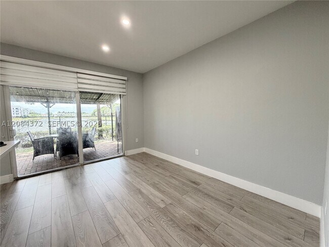 Building Photo - 2772 SW 121st Ave