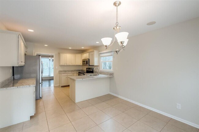 Building Photo - 604 Hunters Green Ct