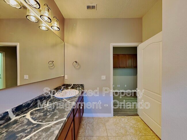 Building Photo - 2131 Lacosta Pl