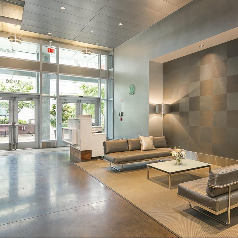 Building Photo - 1926 W Burnside St