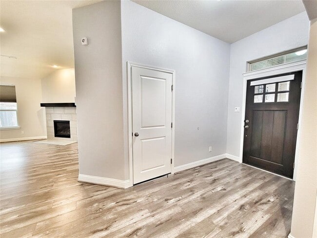 Building Photo - 2316 Vineyard Terrace Ln