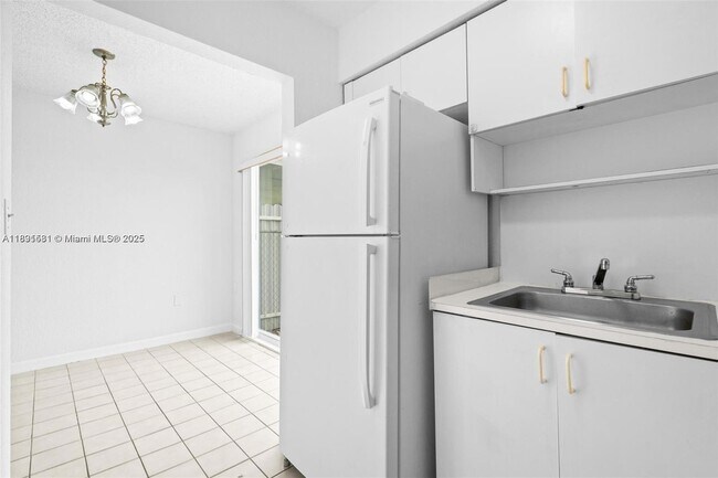 Building Photo - 5736 W 26th Ave