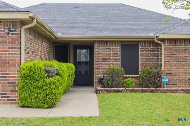 Building Photo - 4406 Bowles Dr