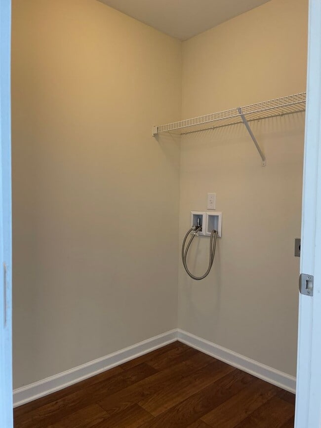 Building Photo - AVAILABLE SOON! Don't miss this Beautiful 3BR/2BA home in St. John's Ridge!