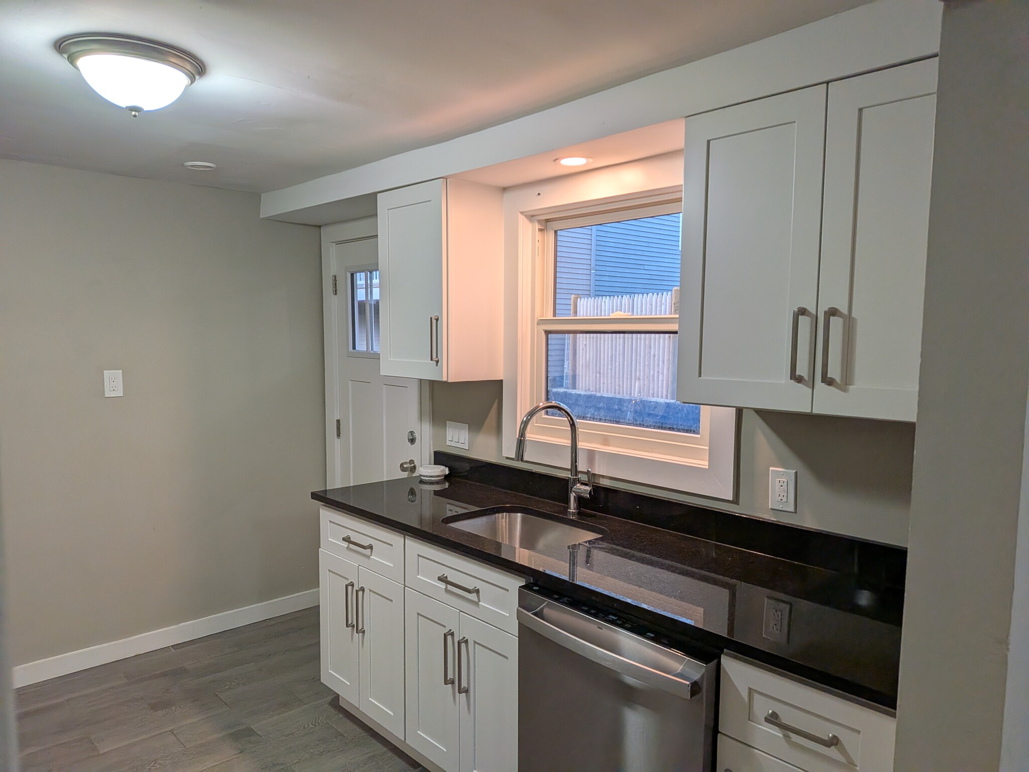 Building Photo - 92 North St