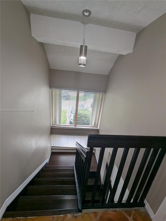 Building Photo - 6902 SW 114th Ave
