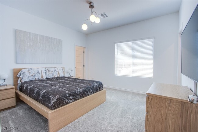Building Photo - 226 Callen Falls Ave