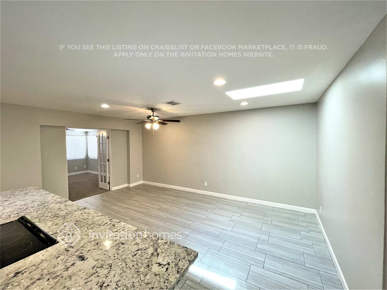 Building Photo - 8708 E Palm Ln