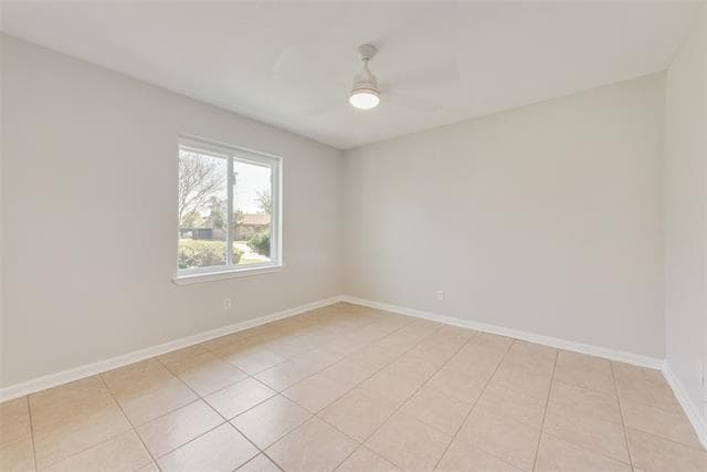 Building Photo - 219 Hillcrest Dr