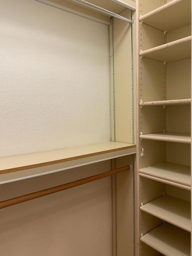 Building Photo - 3725 Terstena Pl