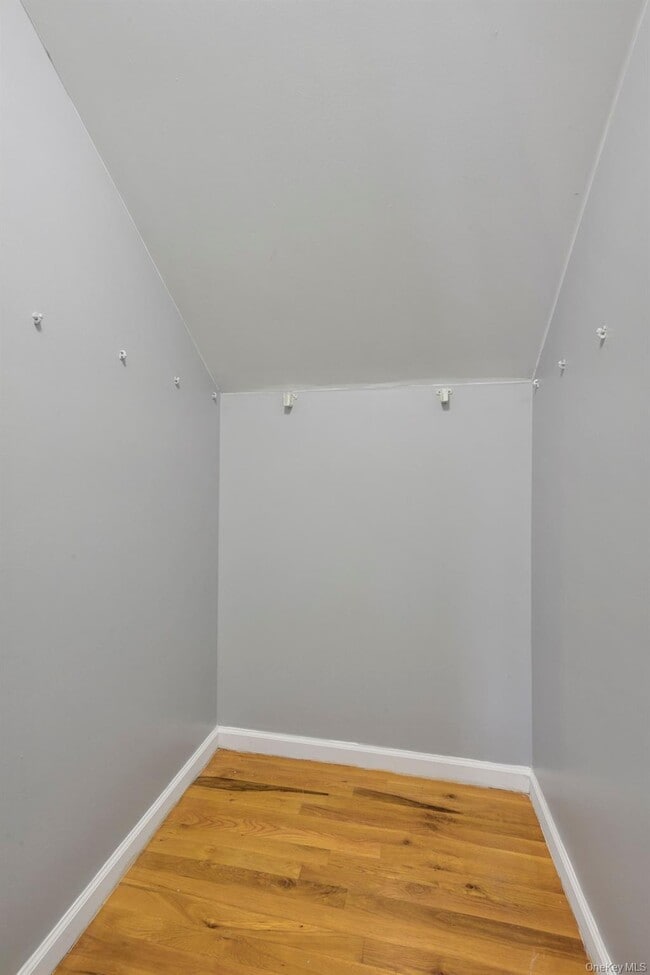 Building Photo - 3546 Huguenot Ave