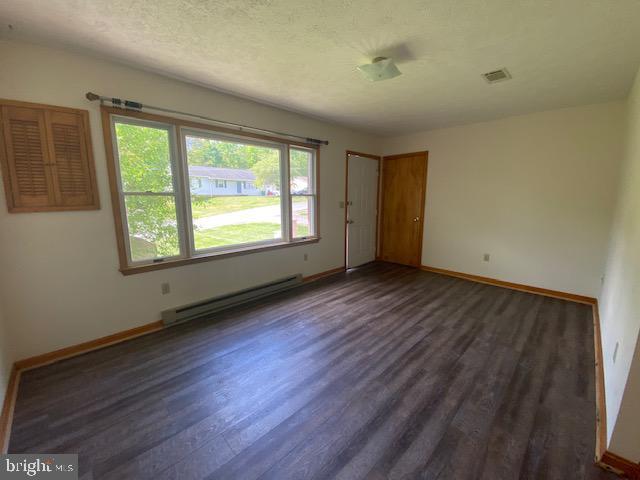 Building Photo - 408B Overlook Dr