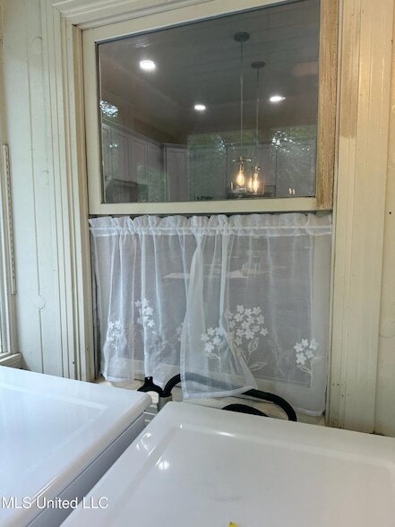 Building Photo - 3564 Cowan Pl