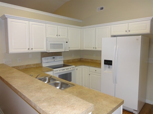 Building Photo - 113 Trickle Dr